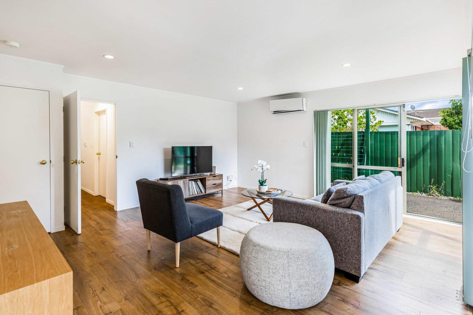 Private And Sunny 3-Bedroom Home With Parking Auckland Zewnętrze zdjęcie
